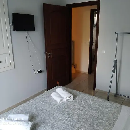 Holiday home Eleftheria